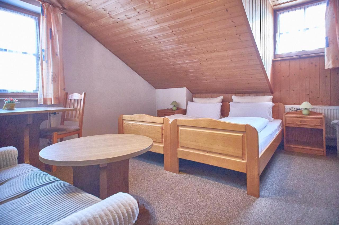 Aparthotel Цвізель Екстер'єр фото